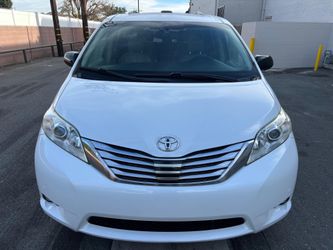 2011 Toyota Sienna