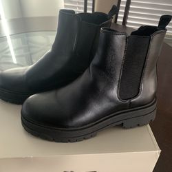 Women’s Boots