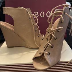 Worn Once Tan Wedge 