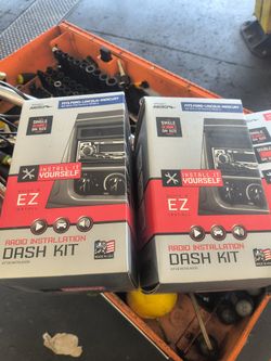 Metra Radio install Kit For Ford Mazda Lincoln Mercury Metra Kit