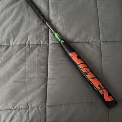 Softball Bat - Miken DC 41