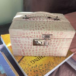 Vintage Dooney & Bourke Italy Croc Travel bag