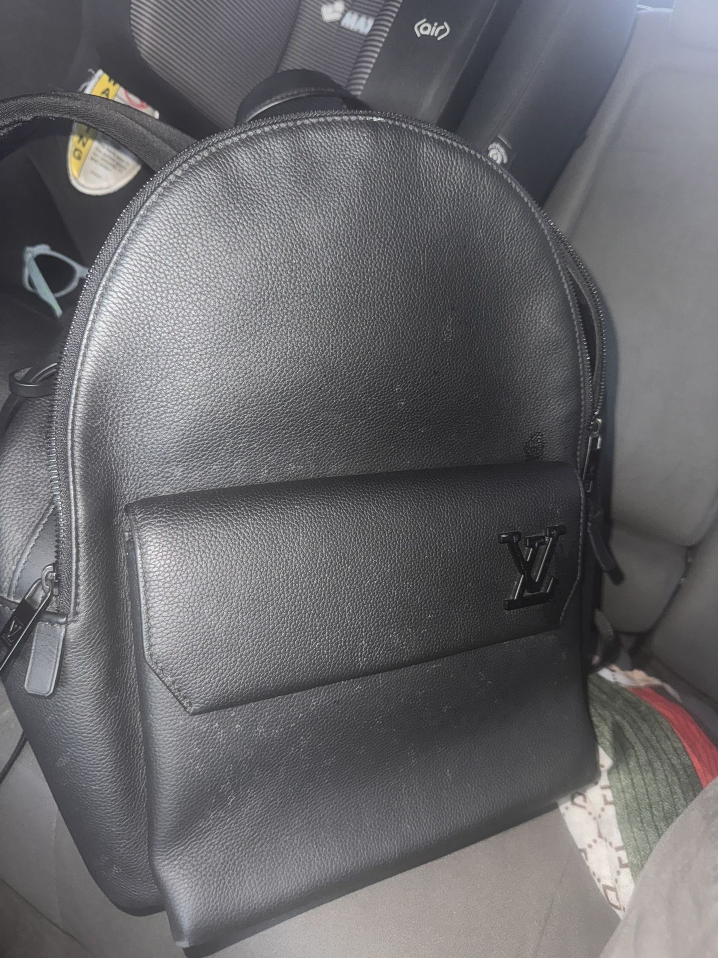 Louis Vuitton Men’s Book bag All Black