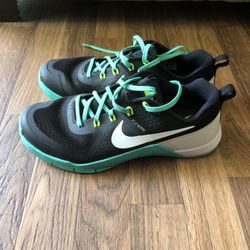 Nike metcon shoes