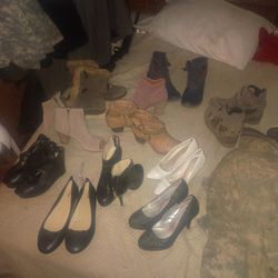 Women's boots and shoes sizes 5 to 6