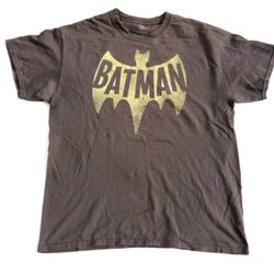 Vintage Batman logo T-shirt $20 (Good Condition) Size L 
