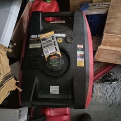 Brand New Predator Generator 5000 WATT Super Quiet