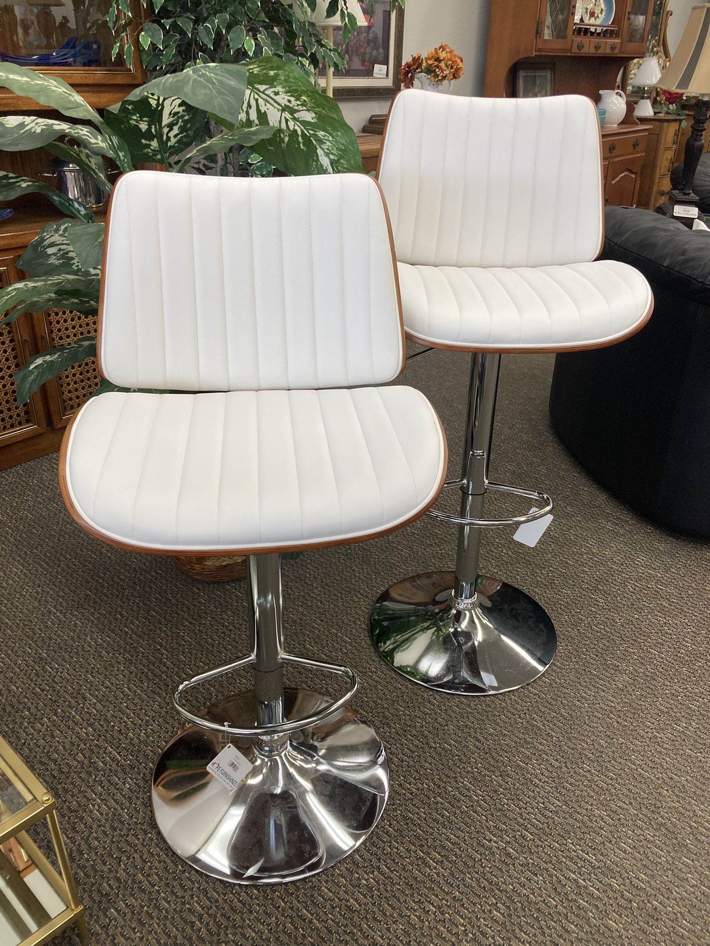 Adjustable Height Stool