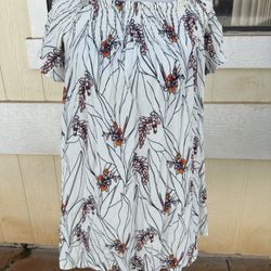 PreOwned Ava Sky White Hawaiian Dress Women's Small