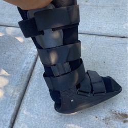 Ankle boot $10/ea