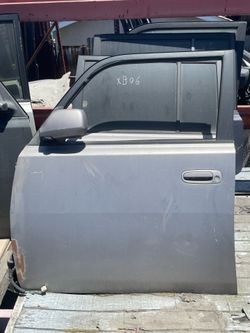 2006 Scion XB Driver Side Doors