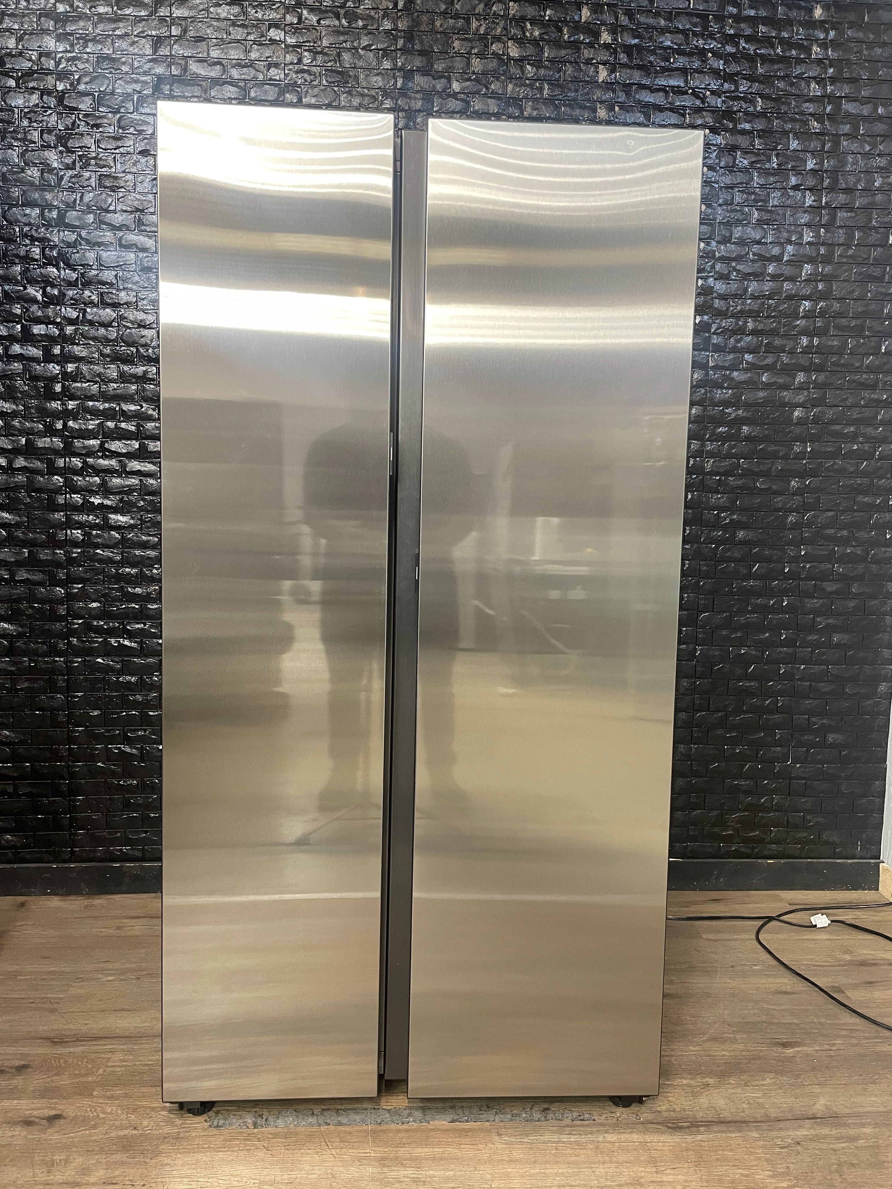 SAMSUNG BESPOKE SIDE BY SIDE REFRIGERATOR w/WARRANTY! R2342A