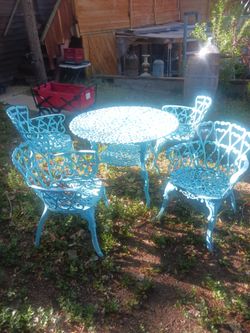 Five piece heavy duty patio set