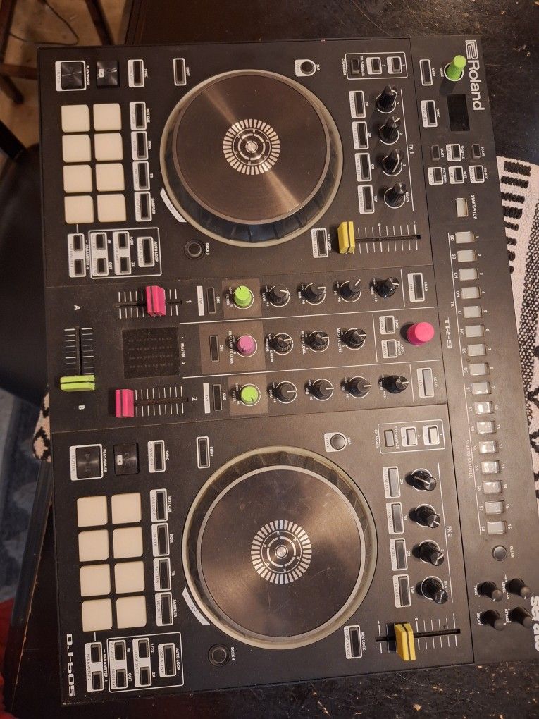 Roland DJ505