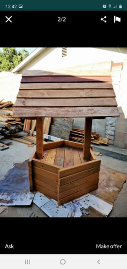Hand crafted wishing well planters for gardens. Makes a nice addition to front lawn. Let me know which number your interested in