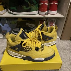 Retro Jordan 4 Lightning 