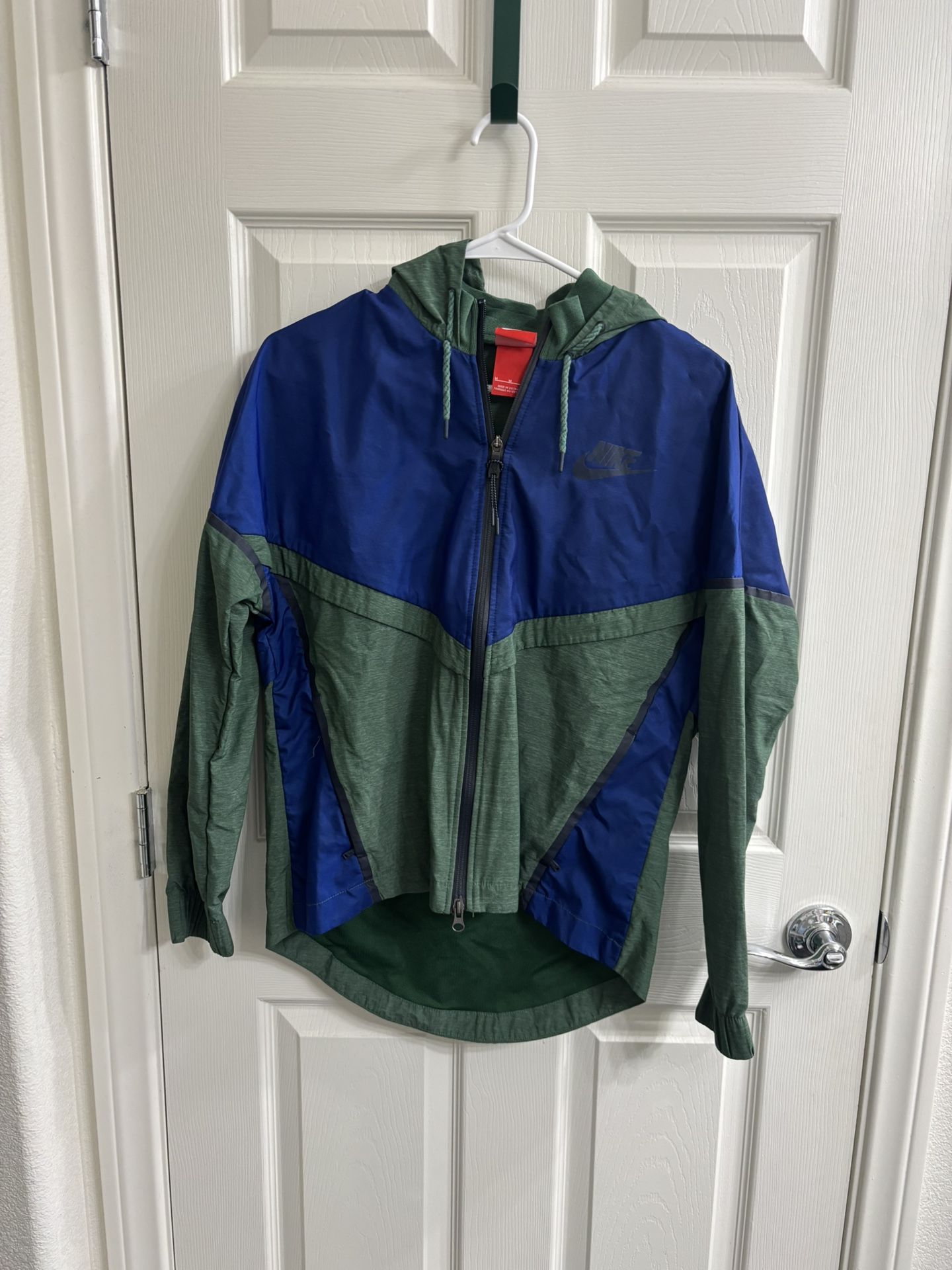 Nike Women’s Jacket