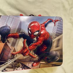 Spider-Man Lunch box + 48 Piece Puzzle Set