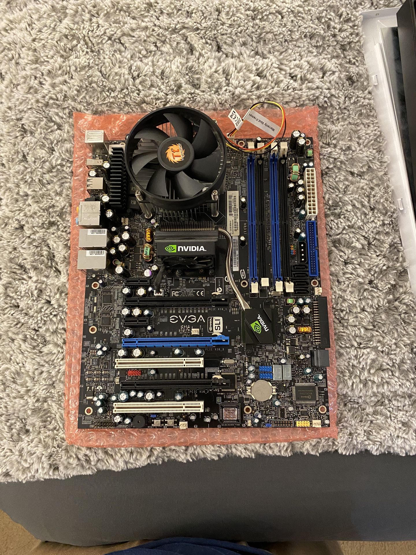 NVIDIA nForce board MSI P6N Diamond / 680i SLI–type layout
