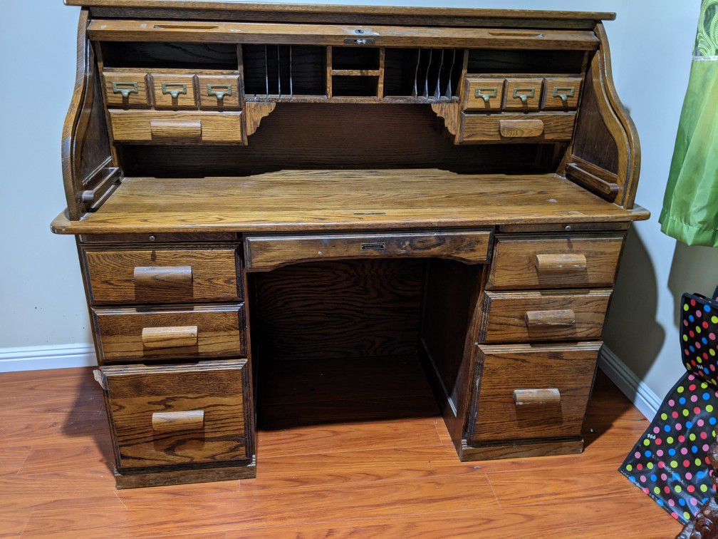 Amish Made Antique Roll Top Desk - The Barn Furniture
