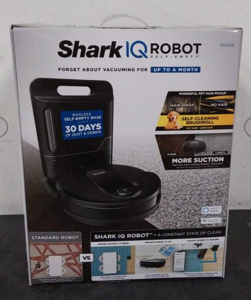 Shark IQ Robot Vacuum with Self-Empty Base..Lightly Used, 
