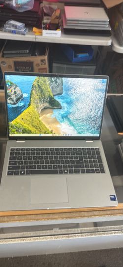 Dell Pro 16 inch 64GB RAM 512GB SSD Ultra 7 windows 11 Pro still under warranty with Dell