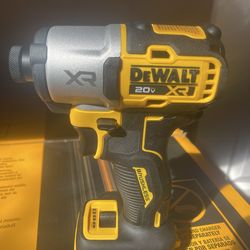 Impacto Dewalt xr solo herramienta