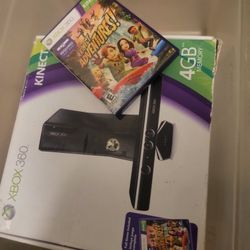 COLLECTORS!!! 2 XBOX360 ONE IS KINECT  BUNDLE