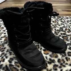 fur boots