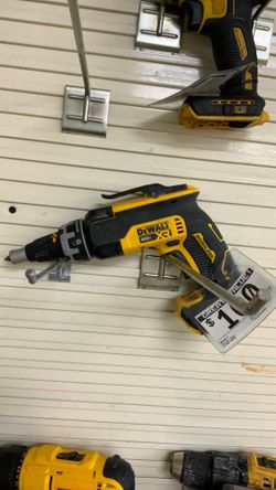 DEWALT SCREW GUN