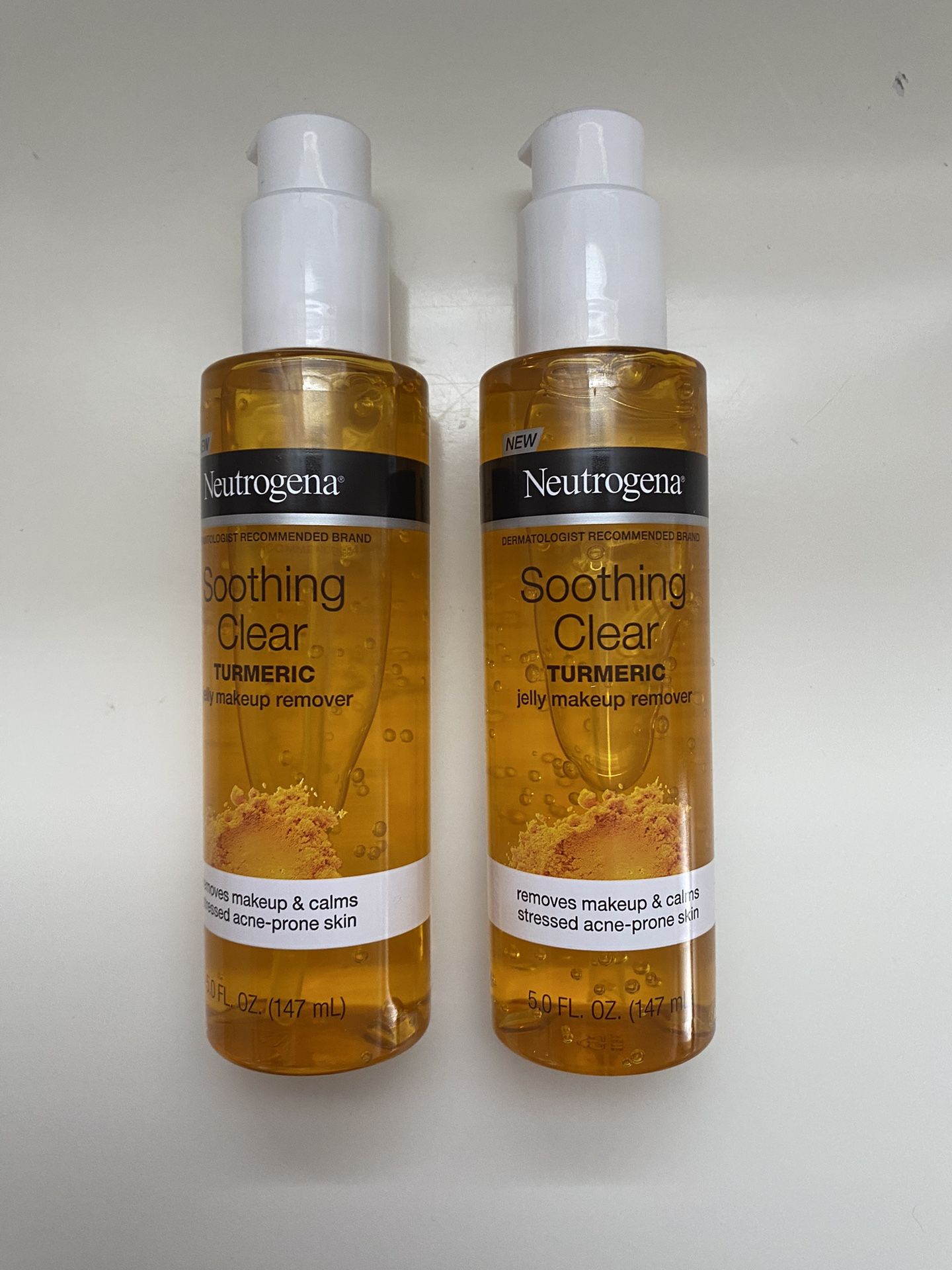 Neutrogena Soothing Clear makeup remover with Turmeric