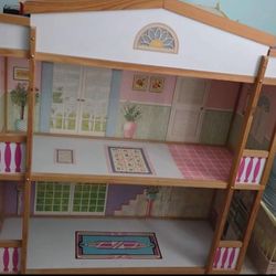 Barbie House And Jeep