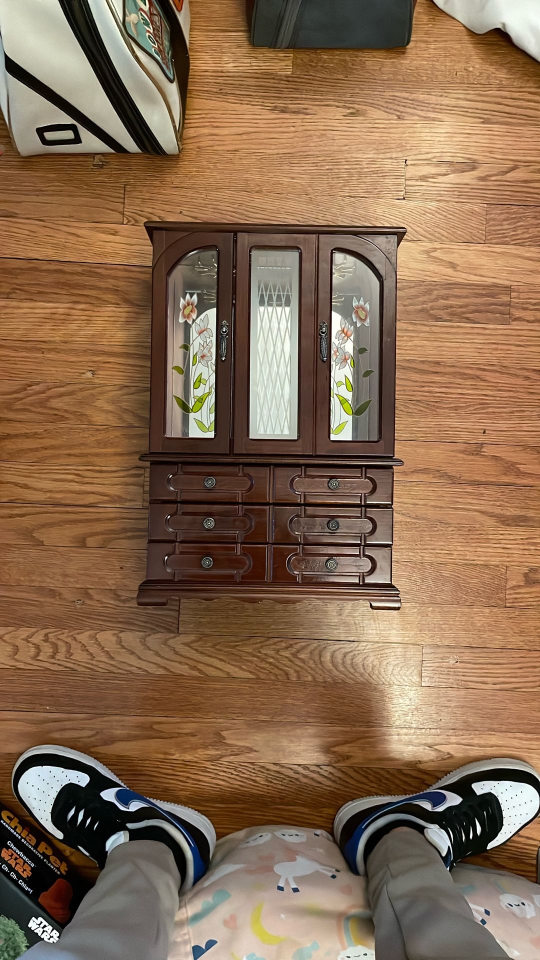 Fancy Jewelry cabinet
