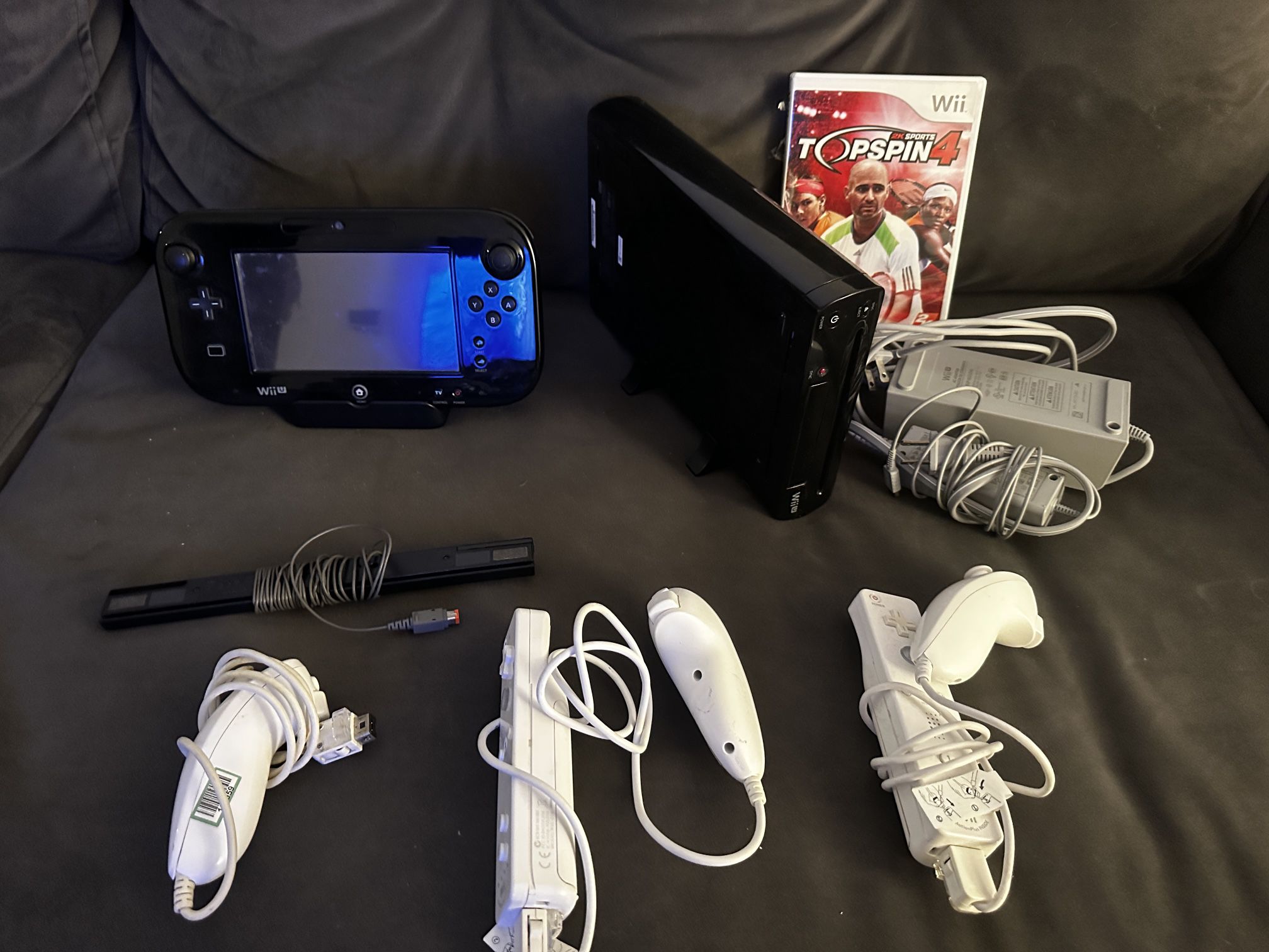 Wii U Plus Games And Wii Nunchucks And Controllers 