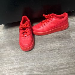 Nike forces all red