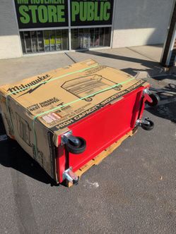 Milwaukee 52 inch 12-Drawer Industrial Tool Cabinet