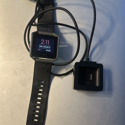 Fitbit FB502 (Blaze) With Charger 