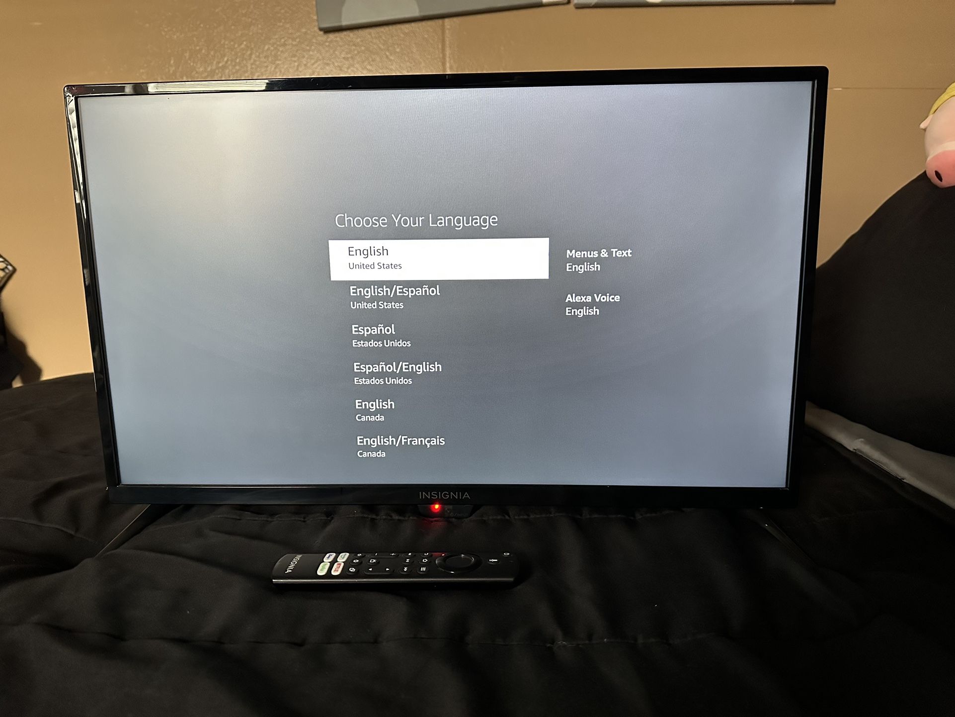 Insignia 24" F20 LED Full HD Smart Fire TV