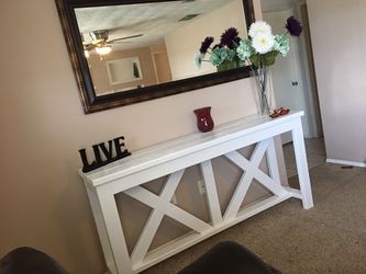 Beautiful console tAble