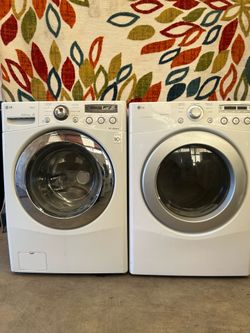 LG washer and dryer laundry