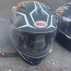 Bell Motorcycle Or Dirtbike Helmet Size Large
