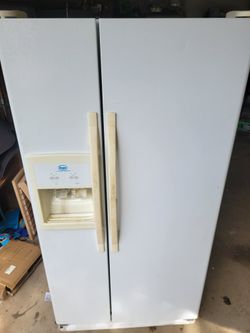 Refrigerator In working Condition 
