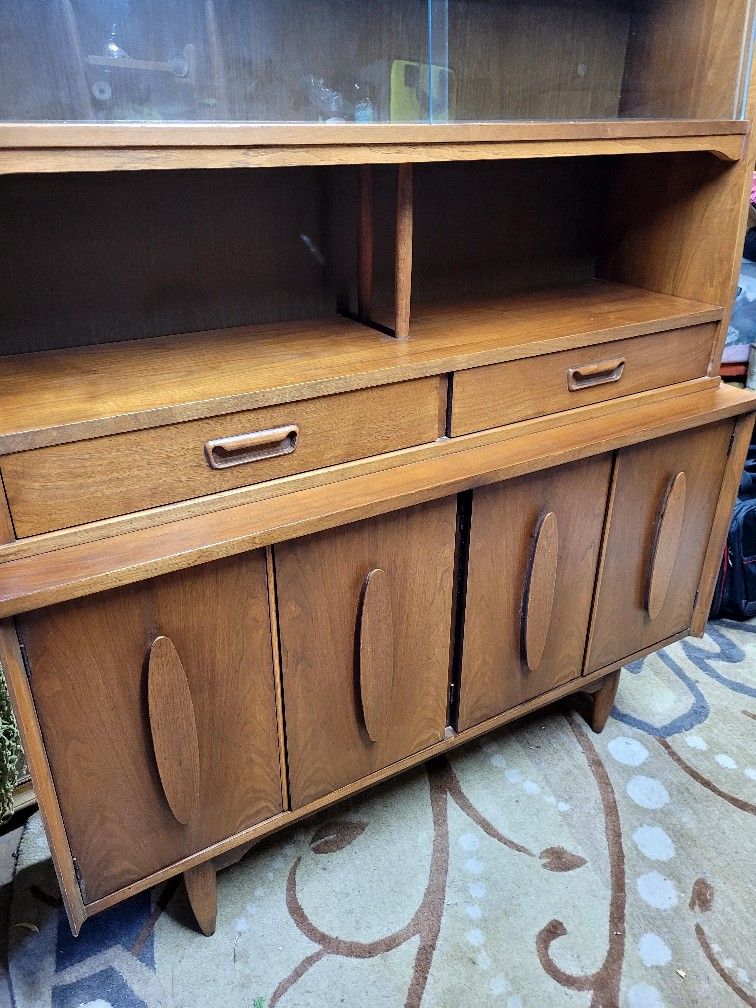 Vintage Mid Century Garrison Hutch