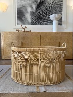 New Large Basket- Used for Staging