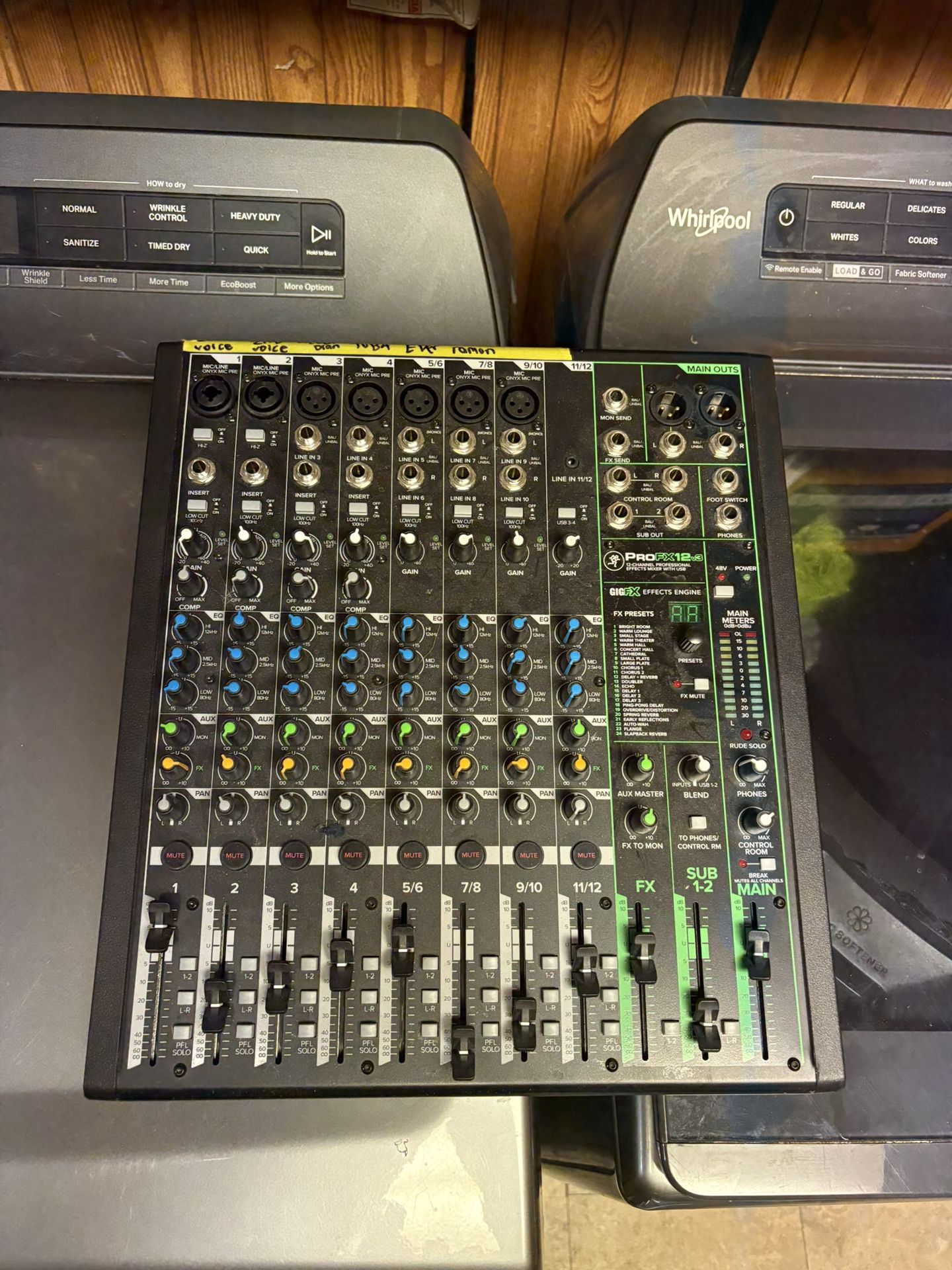Mackie Pro Fx V3-12 Channel Mixer