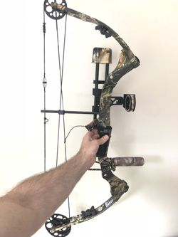 Parker Wildfire XP LeftHand Bow w Quiver Sight Stabilizer Sling