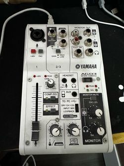 YAMAHA AG03 Mixer Audio Interface