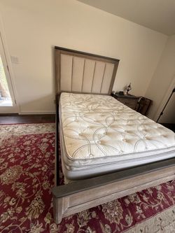 Queen bed frame with one nightstand