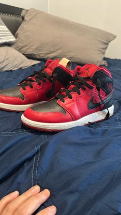 Air Jordan 1 Mid