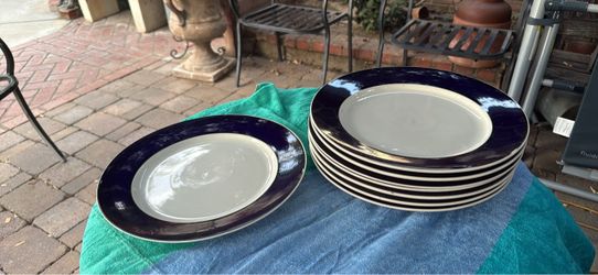 8 plates